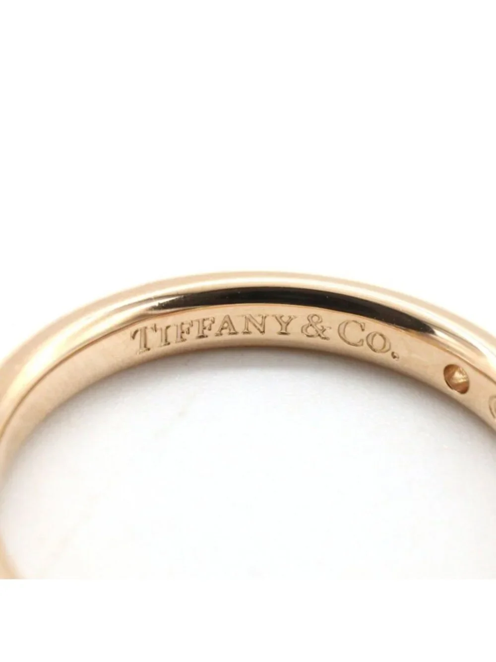 Tiffany & Co. slight signs